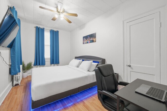 Building Photo - 21 Lord Ave