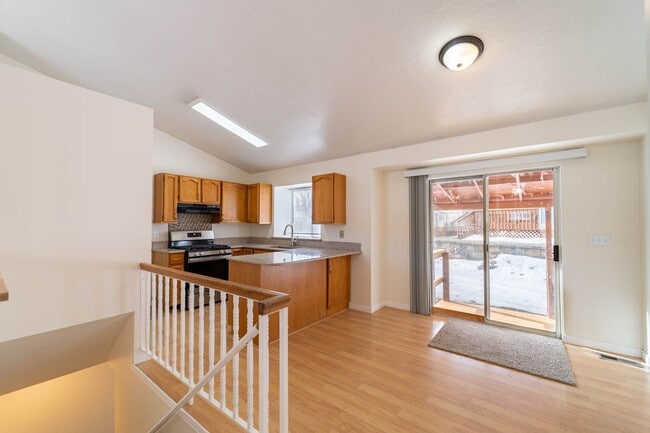 Building Photo - Remodeled home