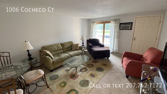 Building Photo - 1006 Cocheco Ct