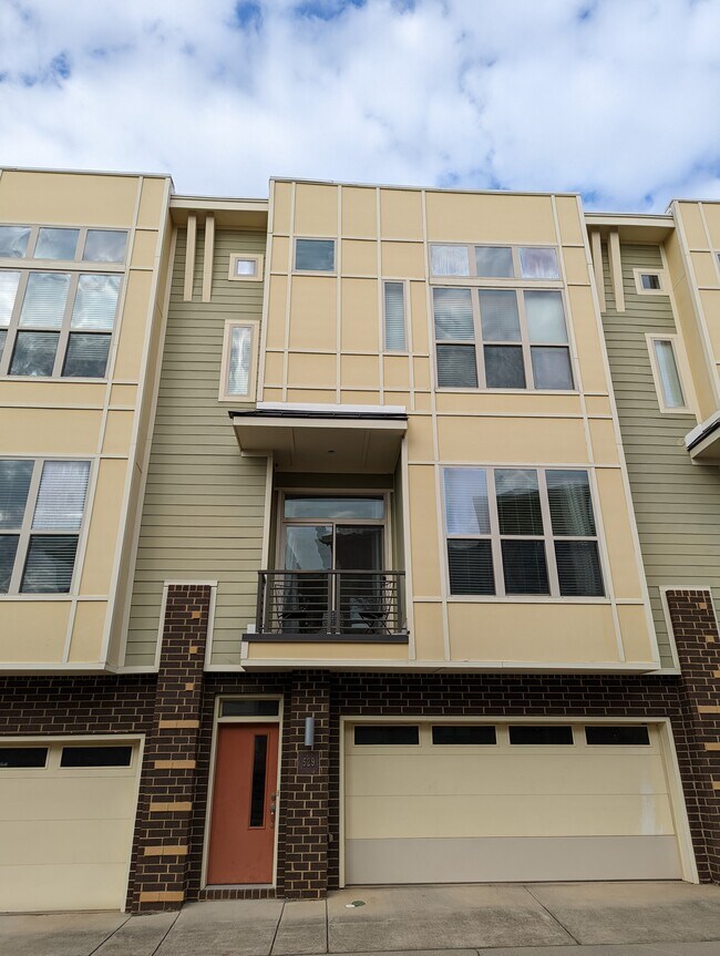 Building Photo - 529 Steel Gardens Blvd