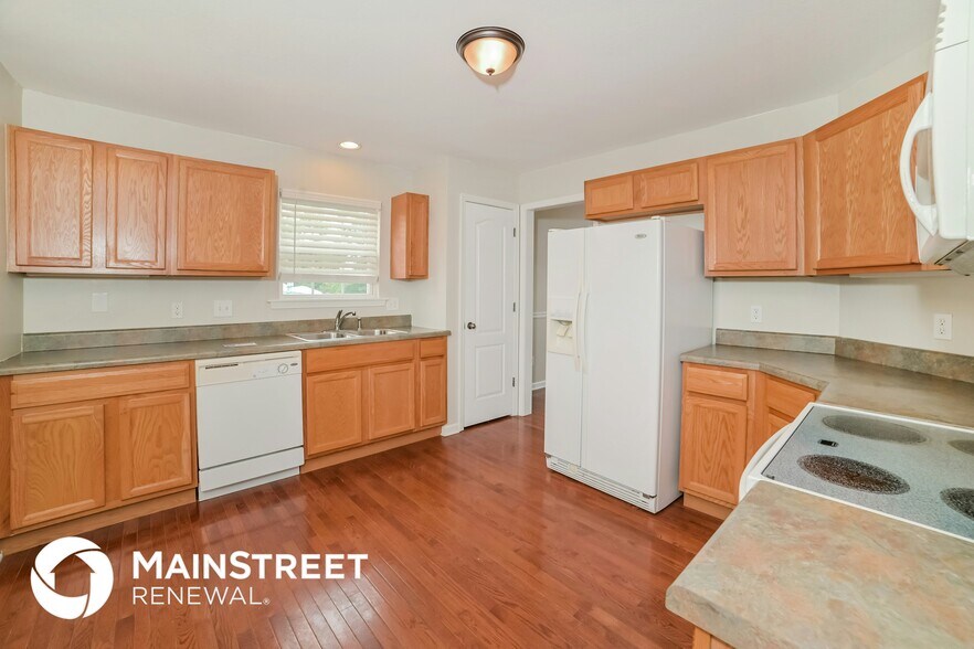 Building Photo - 7736 Gilmore Ln