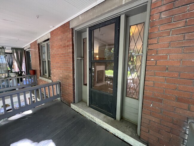 Building Photo - 4042 Campbell St