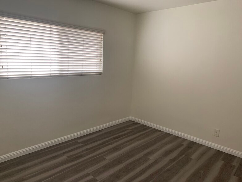 BEDROOM 1 - 4850 Santa Ana St