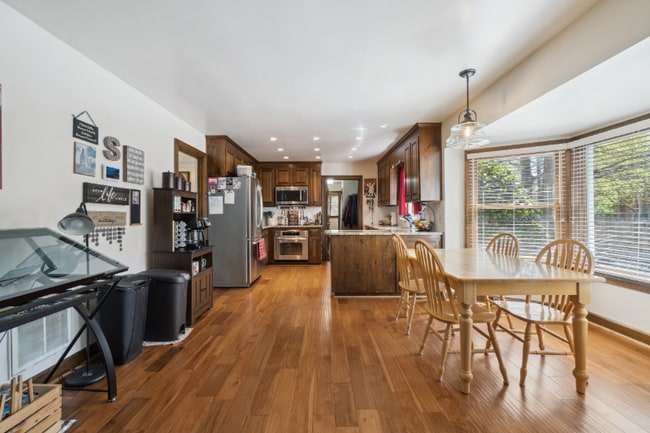 Building Photo - 4125 Duke of Gloucester Dr