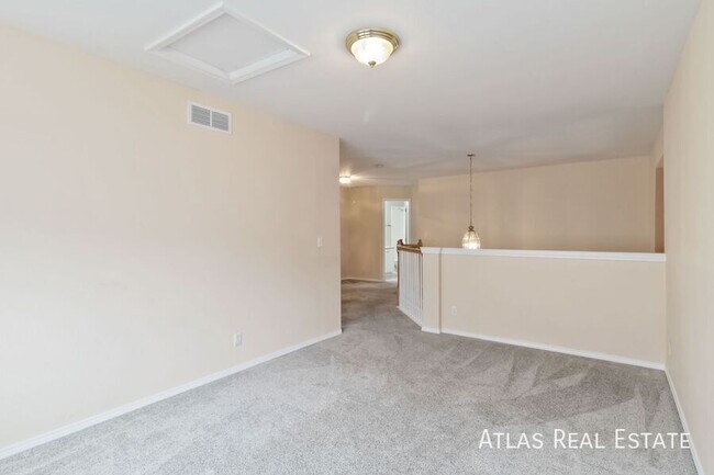 Building Photo - 15452 E 7th Ave