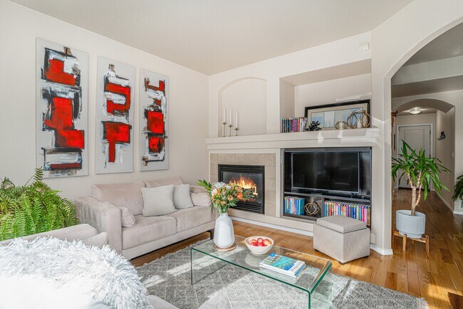 Building Photo - 9303 W 107th Pl