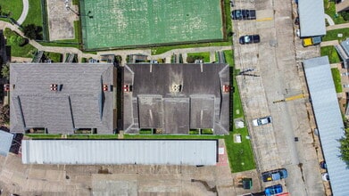 Building Photo - Welcome to Webster!