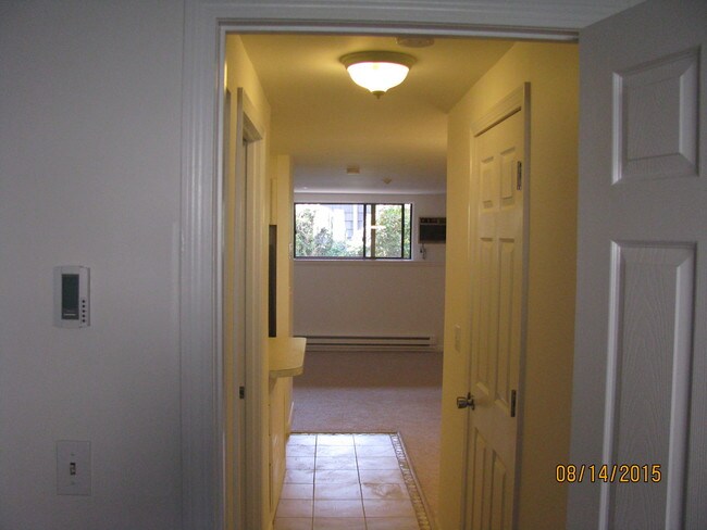 Building Photo - 1020 Southern Artery