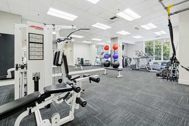 Building Photo - 2bd/1.75ba Seattle Condo