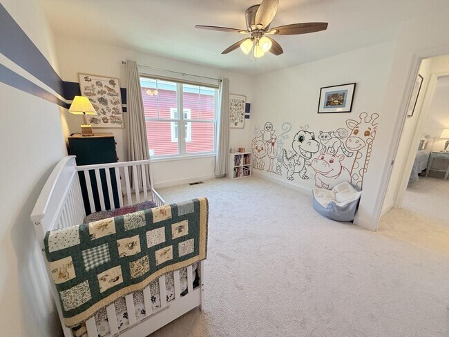 Building Photo - 3074 Summer Porch Ave