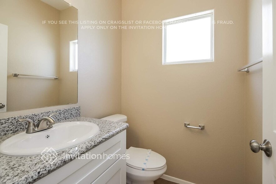 Building Photo - 13207 W Crocus Dr