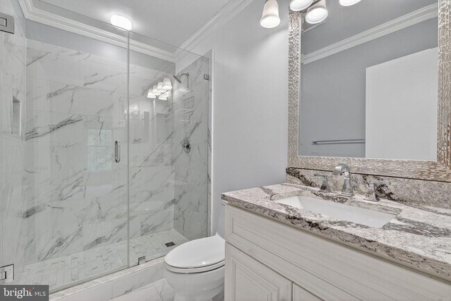 Building Photo - 3736 Angelton Ct