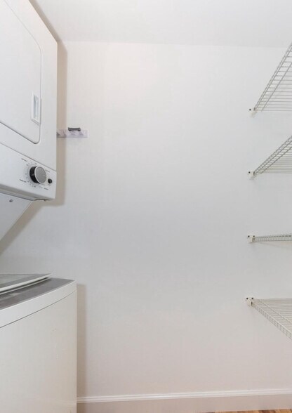 Building Photo - 133 Hammershire Rd