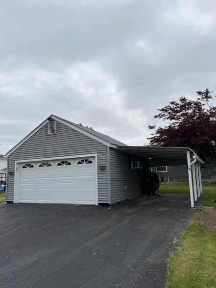 Building Photo - 231 Fairview Ave