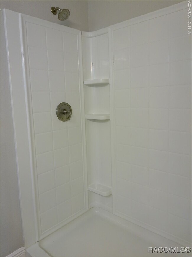 Building Photo - 9252 N Agatha Dr