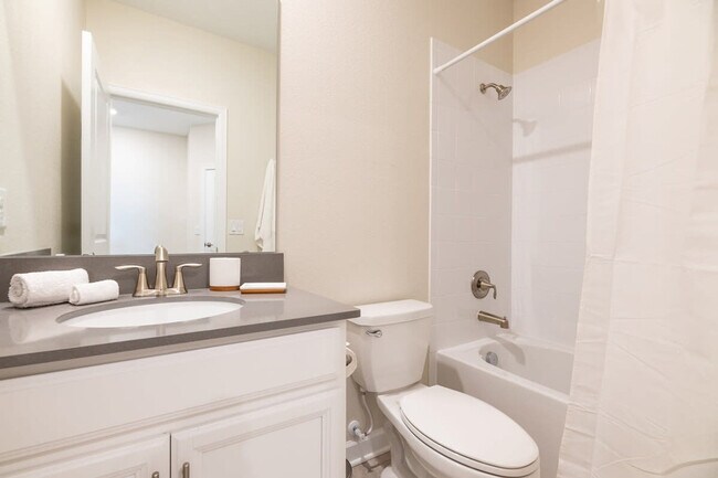 Building Photo - 1093 Leader St