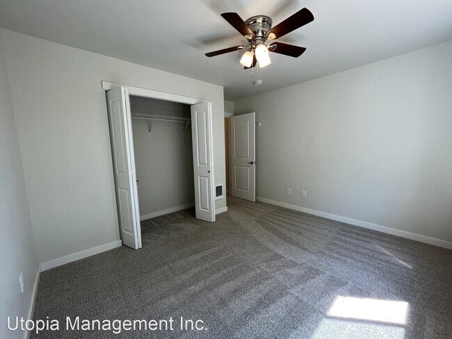 Building Photo - 4 br, 2 bath House - 540 Harman Way