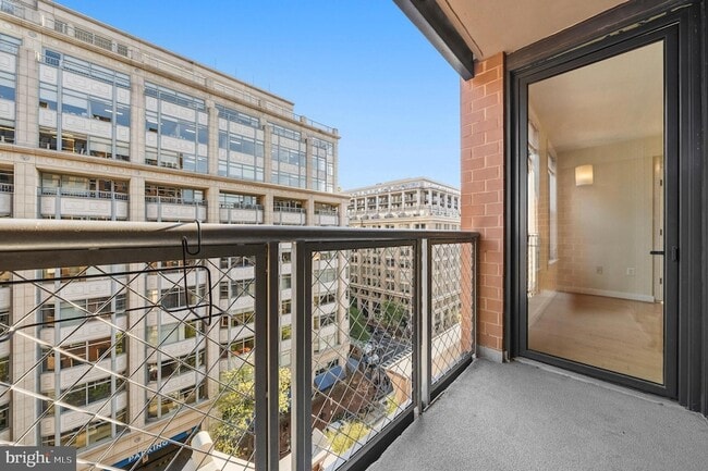 Building Photo - 631 D St NW
