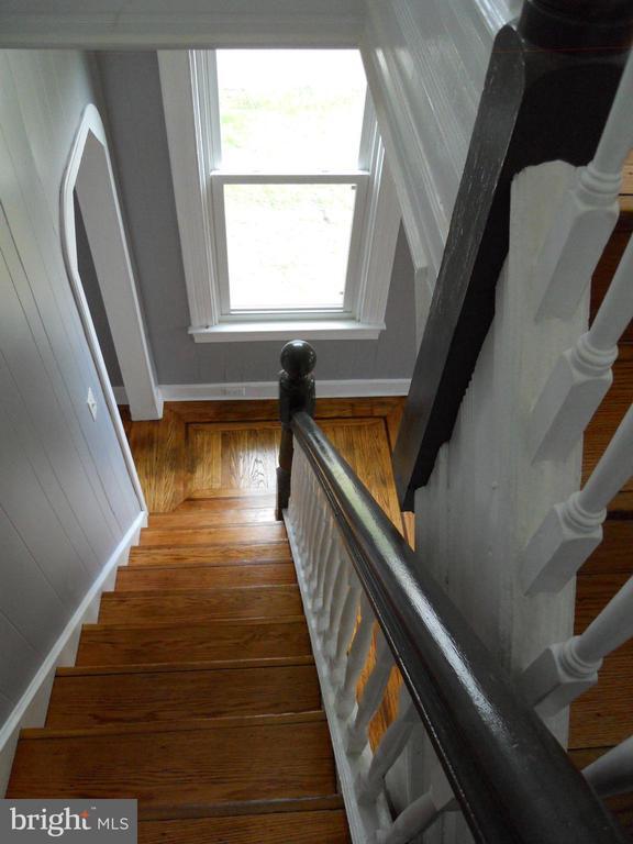 Building Photo - 304 W Cold Spring Ln