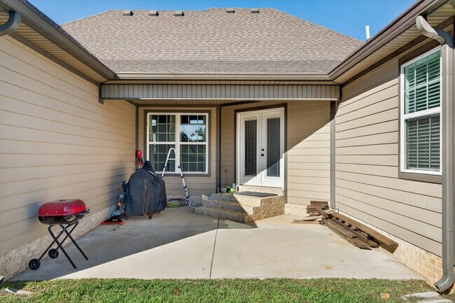 Building Photo - 3019 Cambridge Ct