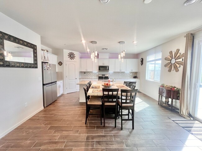 Building Photo - Reduced!! Stunning 5-bedroom, 3-bathroom home with Solar!