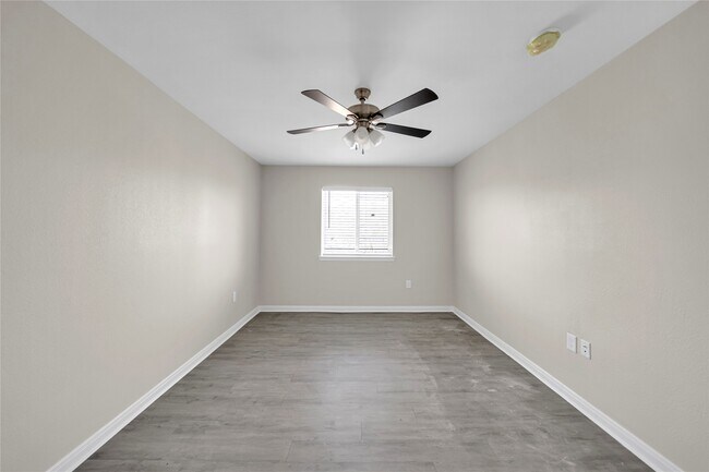 Building Photo - 12619 Ashford Meadow Dr