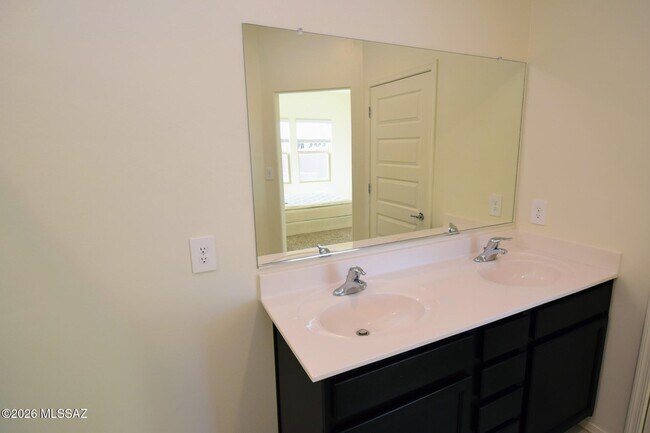 Building Photo - 10155 N Leopard Gecko Terrace