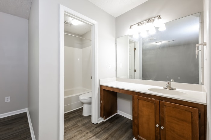 Building Photo - 302 Laurel Tree Ln