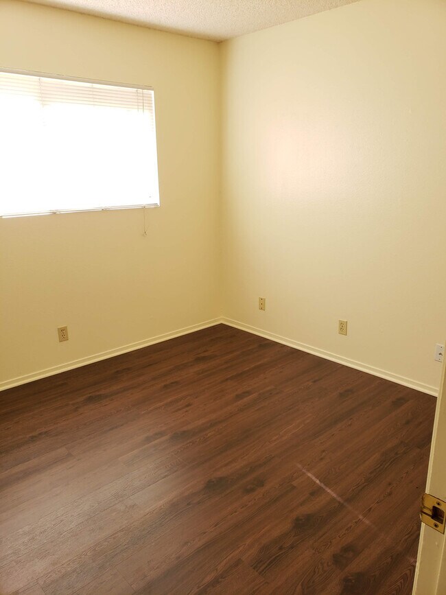 Building Photo - 1335 CAVALIER