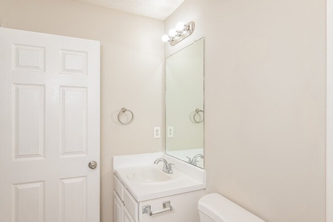 Building Photo - 3915 Waldrop Ln