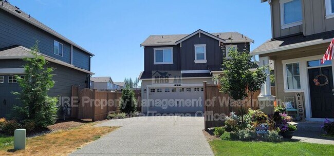 Building Photo - 6925 Honeylocust Ct NE
