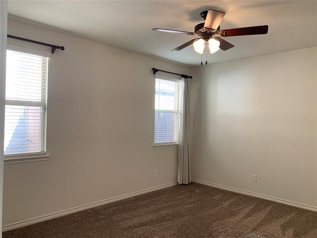 Building Photo - 2209 Miramar Dr
