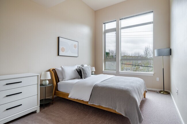 Building Photo - 5101 25th Ave NE