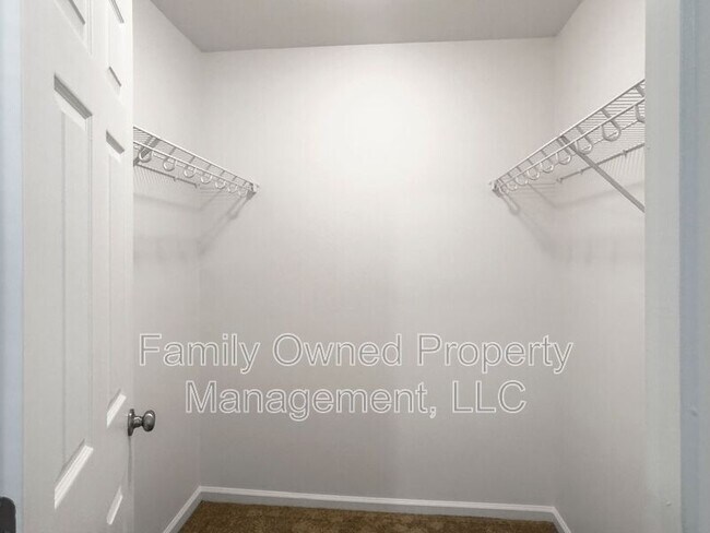 Building Photo - 204 Wildberry Ln