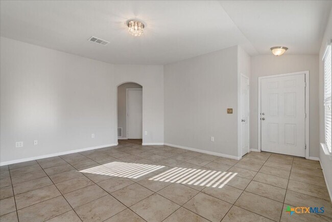 Building Photo - 18706 Obed River Dr