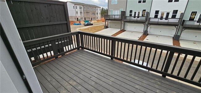 Building Photo - 908 Colton Dr