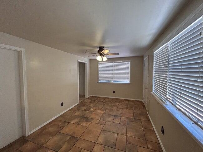 Building Photo - "Charming 4-Bed, 2-Bath Home