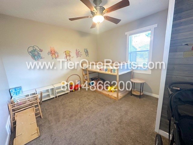Building Photo - This property offers a NO DEPOSIT option available for qualified renters!