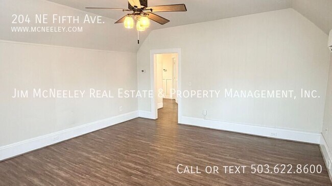 Building Photo - 204 NE Fifth Ave.-