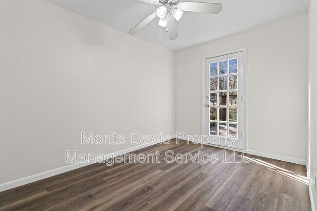 Building Photo - 1713 Cinnamon Path