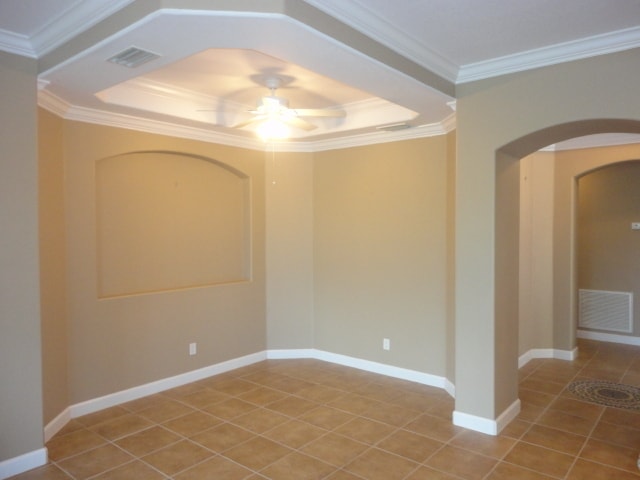 Building Photo - Annual Rental - 3BR/2BA Condo in Venetian Golf & River Club
