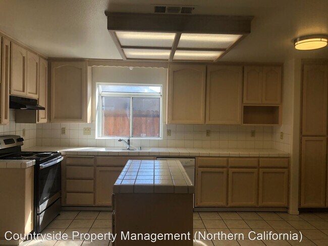 Building Photo - 4 br, 2 bath House - 4013 Wincanton Road