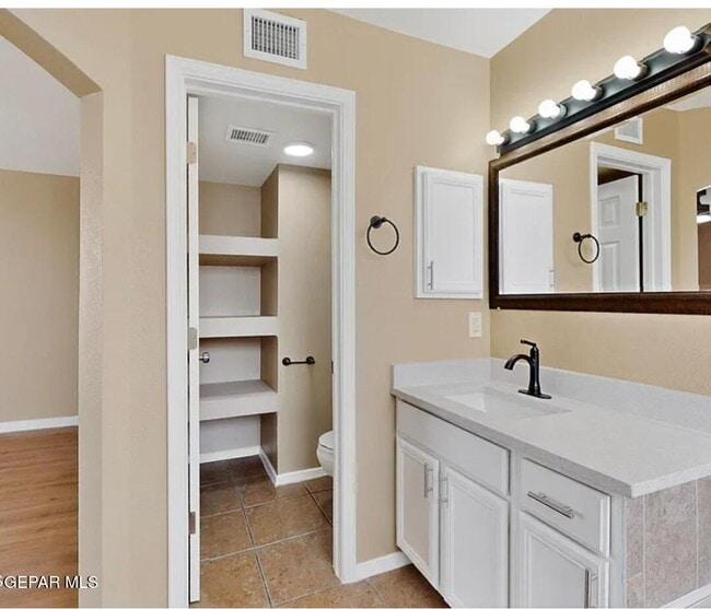 Building Photo - 532 Northwyck Way