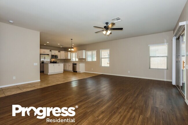 Building Photo - 4509 S St Claire