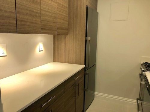 Building Photo - 143 E 33rd St