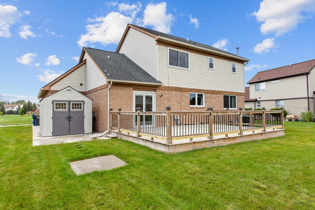 Building Photo - 4051 Sarah Ann Dr