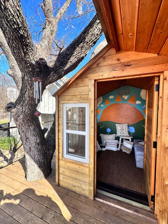 Building Photo - 1307 Fort Branch Blvd