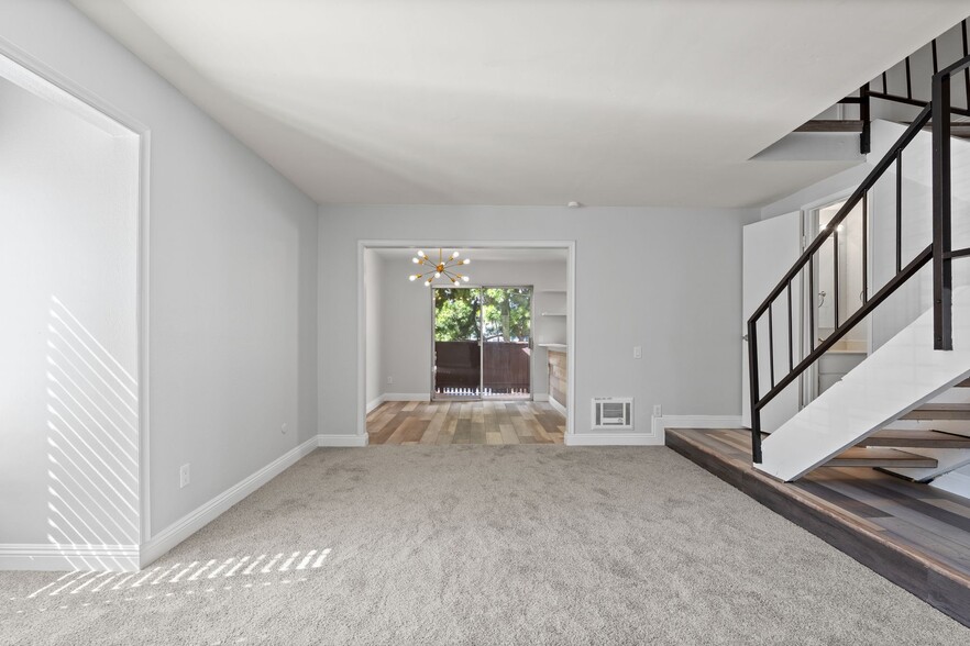 Building Photo - 7930 Mission Center Ct