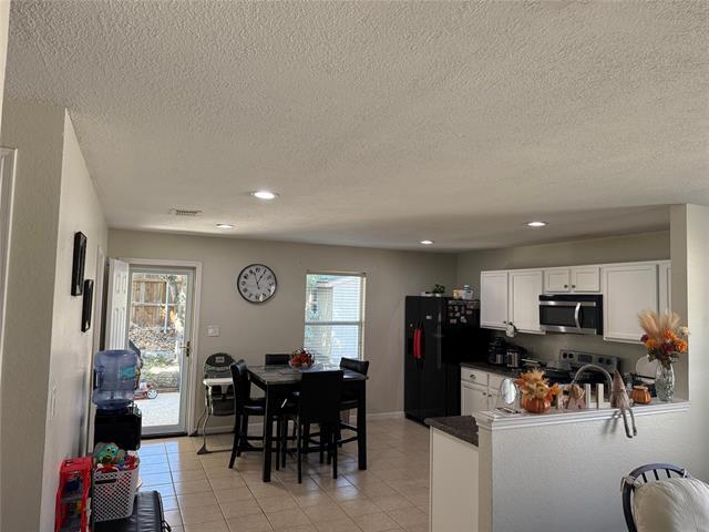 Building Photo - 3106 Legend Dr