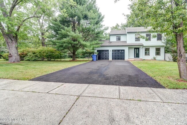 Building Photo - 195 Edgemere Ct